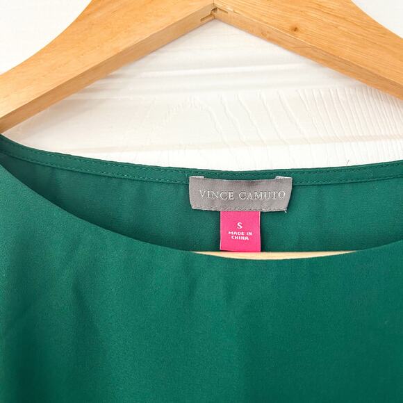 Vince Camuto Emerald Green Blouse Size Small Long Sleeve Draped Hem Top - Picture 3 of 4